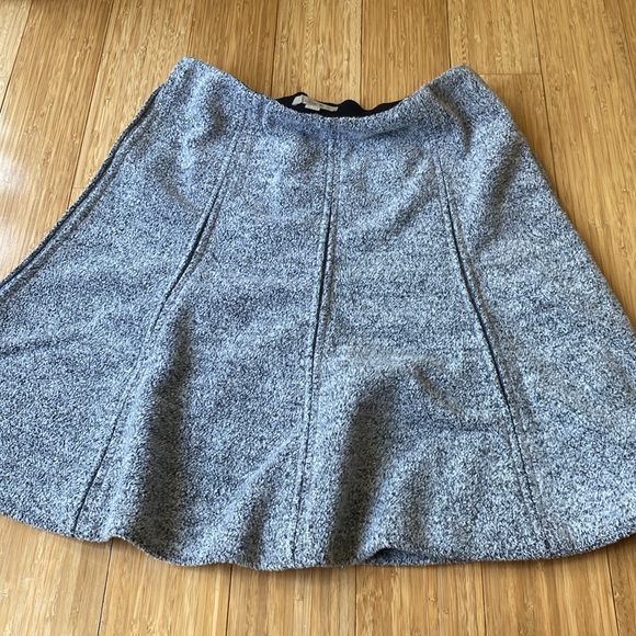 LOFT grey skirt - Picture 3 of 4
